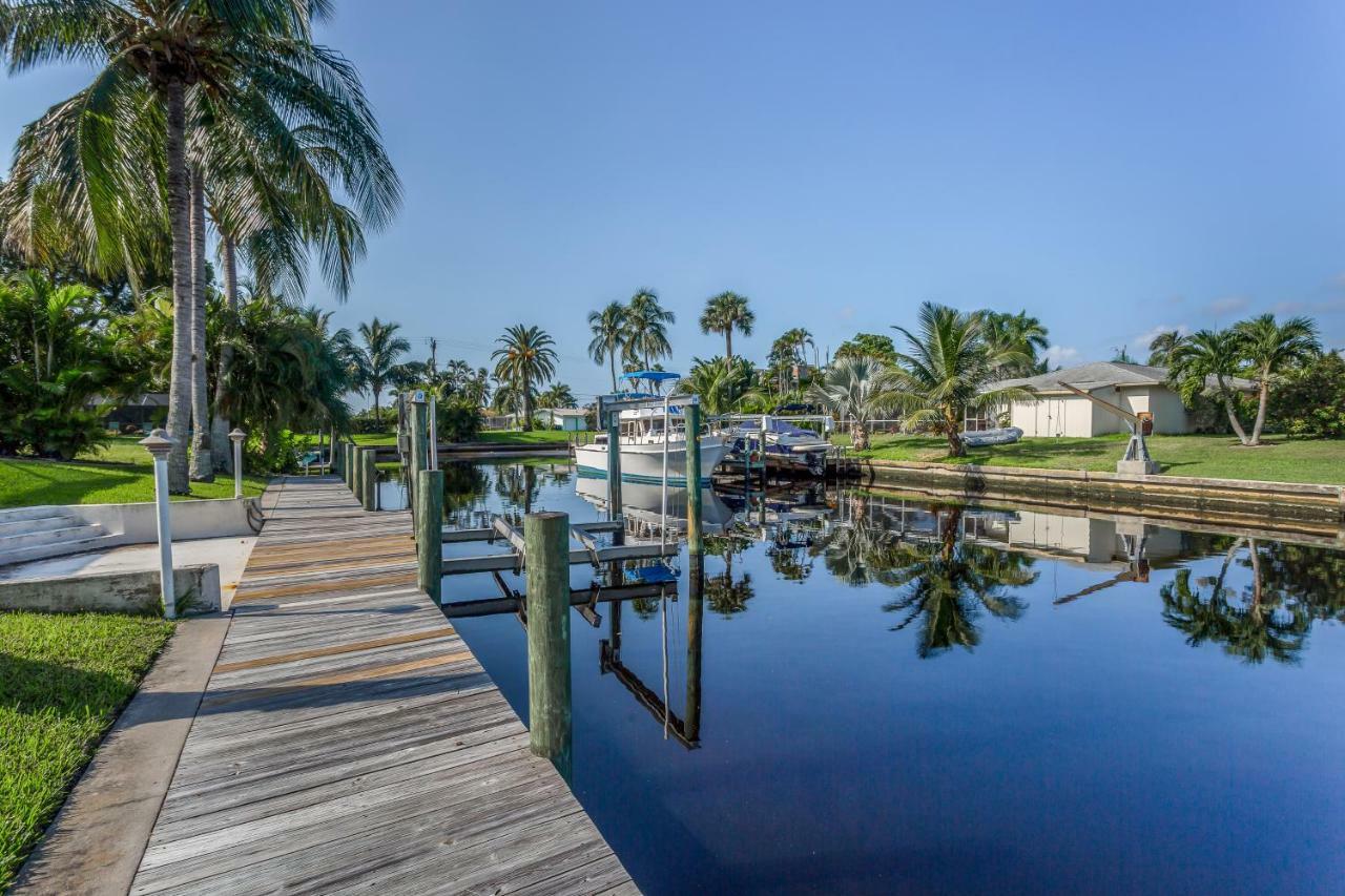 Capeside Breeze Villa Cape Coral Exterior photo